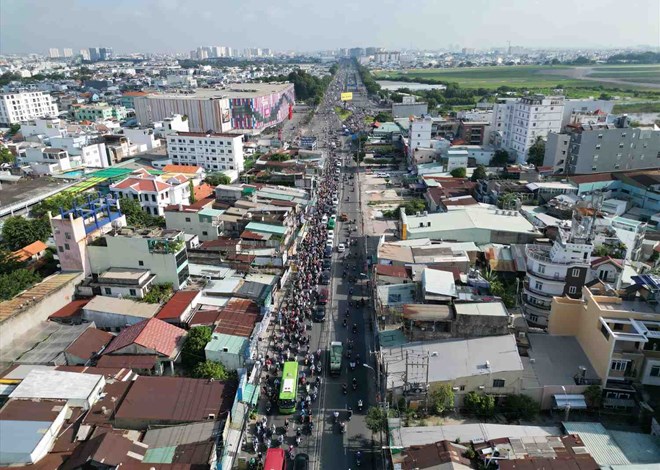 Đề Xuất Miễn Phí Bảo Hiểm Y Tế Cho Học Sinh Tại TP.HCM: Một Bước Đi Nhân Văn Hướng Tới Công Bằng Xã Hội 2 Đề Xuất Miễn Phí Bảo Hiểm Y Tế Cho Học Sinh Tại TP.HCM: Một Bước Đi Nhân Văn Hướng Tới Công Bằng Xã Hội